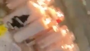 VIDEO: Supremacistas fanáticos de Trump destruyen memorial de Daunte Wright