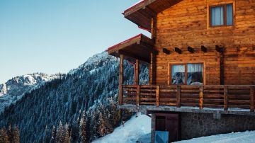 Casa Montana Airbnb Conrad Anker
