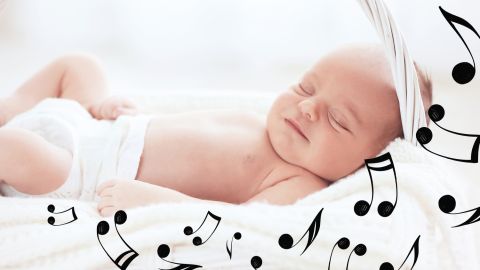 bebe sonreido