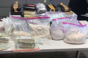 DEA: joven latino arrestado por tráfico de miles de pastillas de fentanilo, heroína y cocaína en Nueva York