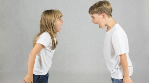 niños agresivos