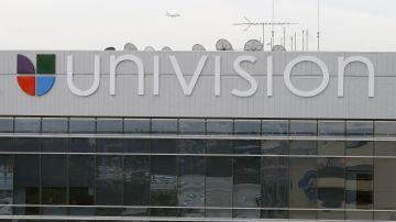 En cuanto a los servicios de izzi Telecom, Sky y otros negocios de cable y televisión satelital, Televisa seguirá siendo el dueño.
