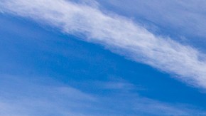 Nadando entre las nubes.