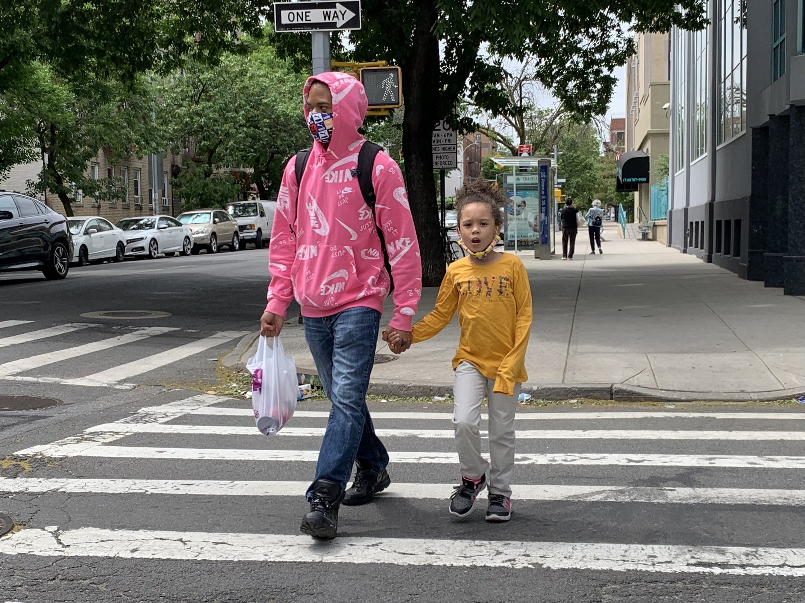 Emoción entre niños y padres por campamentos de verano en Nueva York