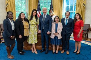 Así fue que los 'dreamers' le llegaron al corazón a Joe Biden (podcast)