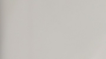 Miles de trabajadores de primera línea contra COVID-19 son inmigrantes.