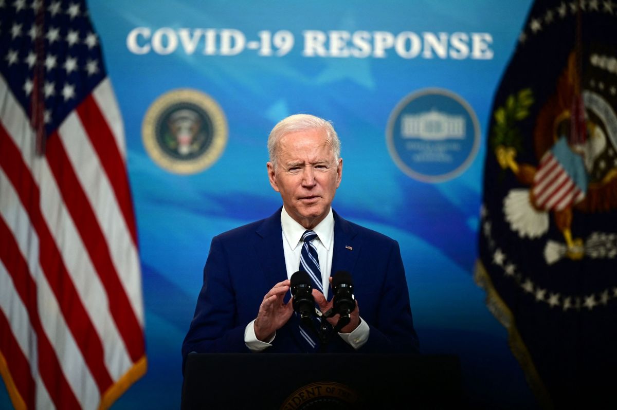 La Administración Biden abre la posibilidad de que farmacéuticas compartan información sobre vacunas contra coronavirus.