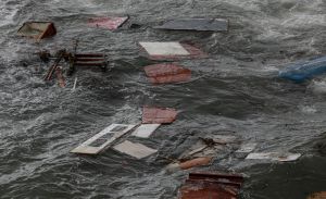 Tragedia en el mar: mueren tres en naufragio de bote con inmigrantes