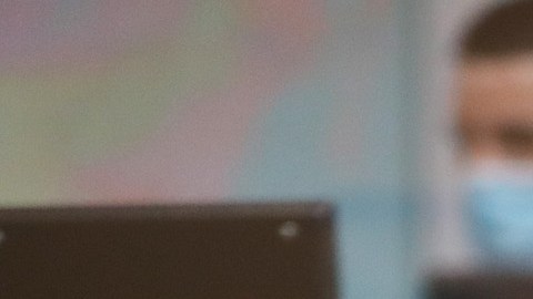 Restringen votos por correo en Florida.