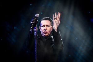 Marilyn Manson es acusado de agresión sexual contra una menor de edad