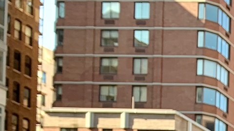 En NYC los negocios tienen la libertad de decidir si aceptan o no a clientes sin máscaras. (Foto: Ramón Frisneda)