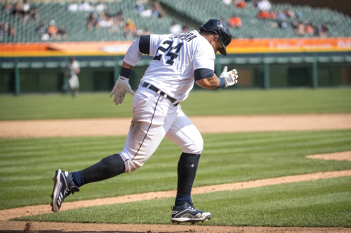 Miguel Cabrera breaks 0-for-27 skid, overtakes Babe Ruth on all