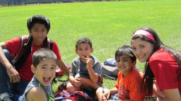 El Queens College lleva más de 30 años ofreciendo campamentos de verano para niños