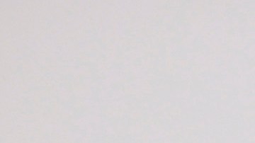 La cantante y actriz Selena Gomez le declara la guerra a los "conspiradores antivacuna" del coronavirus y dice que no parará en promover la vacunación hasta que las vacunas lleguen a todos lados.