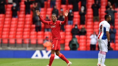 El holandés fue campeón de la Champions con el Liverpool.