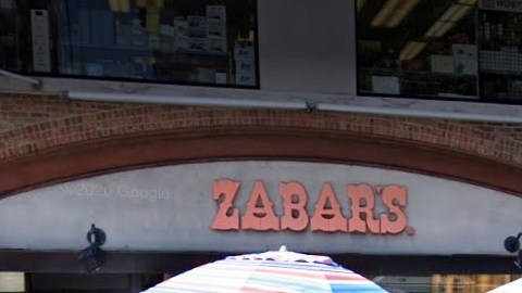 2245 Broadway con 80th St, NYC.