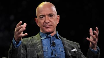 Jeff Bezos creó Amazon en 1994 planeando que fuera solo una librería en línea.