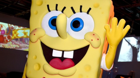 En total, el pequeño terminó ordenando 51 cajas que contienen 918 paletas heladas de Bob Esponja.