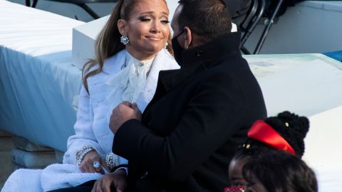 Parece que Alex Rodríguez nunca lo vio venir y Jennifer López no se queda con nada.