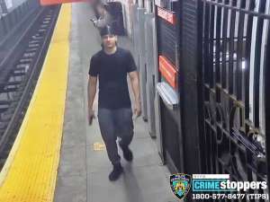 Apresan a hispano por golpiza brutal a pasajero en el Metro de Nueva York