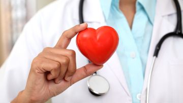 ¿Sabías que casi el 50% de todas las mujeres adultas tienen la presión arterial alta, una causa principal de accidentes cerebrovasculares?