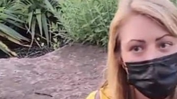 Expulsan a mamá autista de Six Flags porque su short era demasiado corto