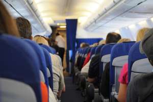 Delta pide a Gobierno que se cree una lista de pasajeros ingobernables para que no vuelvan a volar