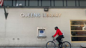 Biblioteca Pública en Queens, NYC.