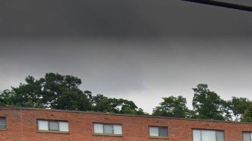 Fue hallada en 40 Olcott St, Manchester, CT.