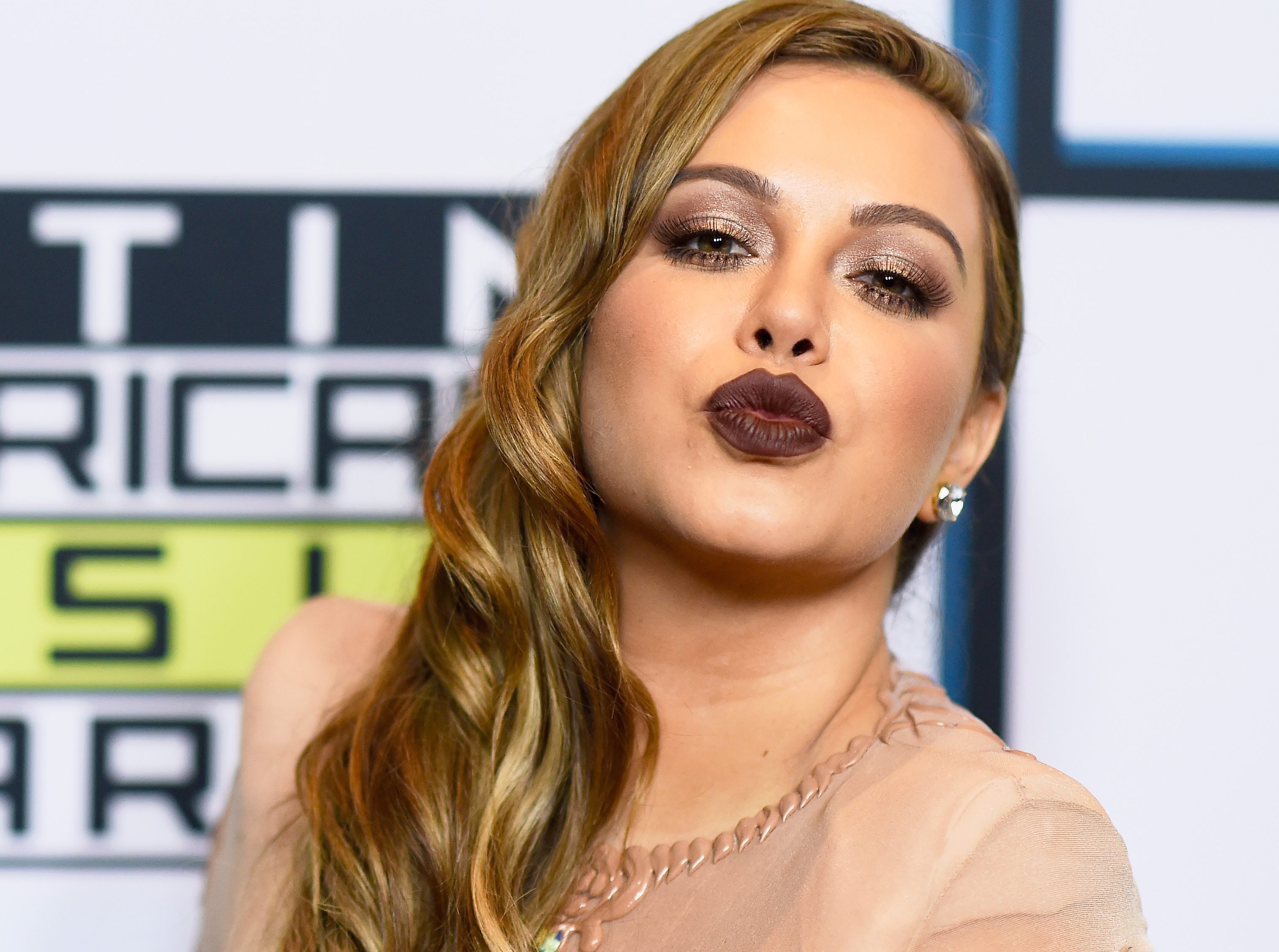 Chiquis Rivera Conducirá La Gala De Los Premios Juventud 2021 - El ...