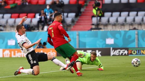 Cristiano llegó a 12 goles en Eurocopa.