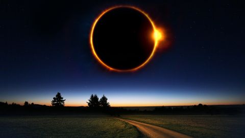 Eclipse solar anillo de fuego