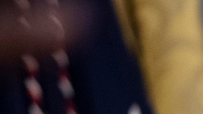 El exfiscal general William Barr y el expresidente Donald Trump.