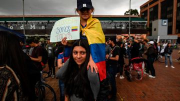 TOPSHOT-COLOMBIA-CRISIS-PROTEST-CONCERT