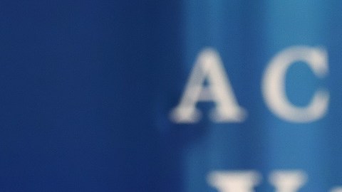 El gobierno presidente Biden comparte vacunas contra COVID-19 a nivel mundial.