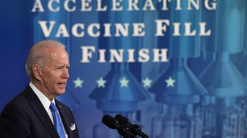 El gobierno presidente Biden comparte vacunas contra COVID-19 a nivel mundial.