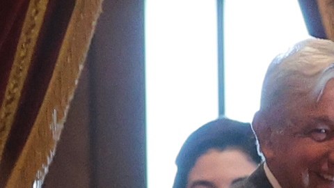 El presidente mexicano Andrés Manuel López Obrador y la vicepresidenta Kamala Harris.