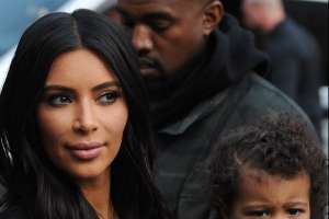 Kanye West asiste al cumpleaños de su hija Chicago a pesar de que Kim Kardashian no lo había invitado