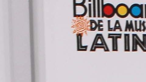 Juan Rivera amenaza a Lupillo Rivero con contarlo todo.
