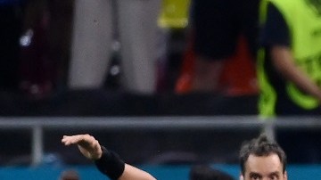 El futbolista del PSG pidió perdón tras fallar el penal.