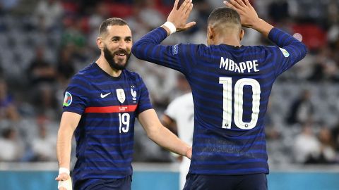 Mbappe y Benzema dan miedo