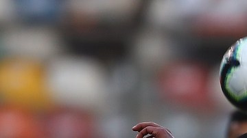 Duván Zapata será el encargado de marcar los goles por los cafeteros.