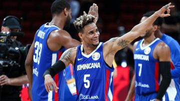 Republica Dominicana busca cupo a Tokio 2020 en baloncesto