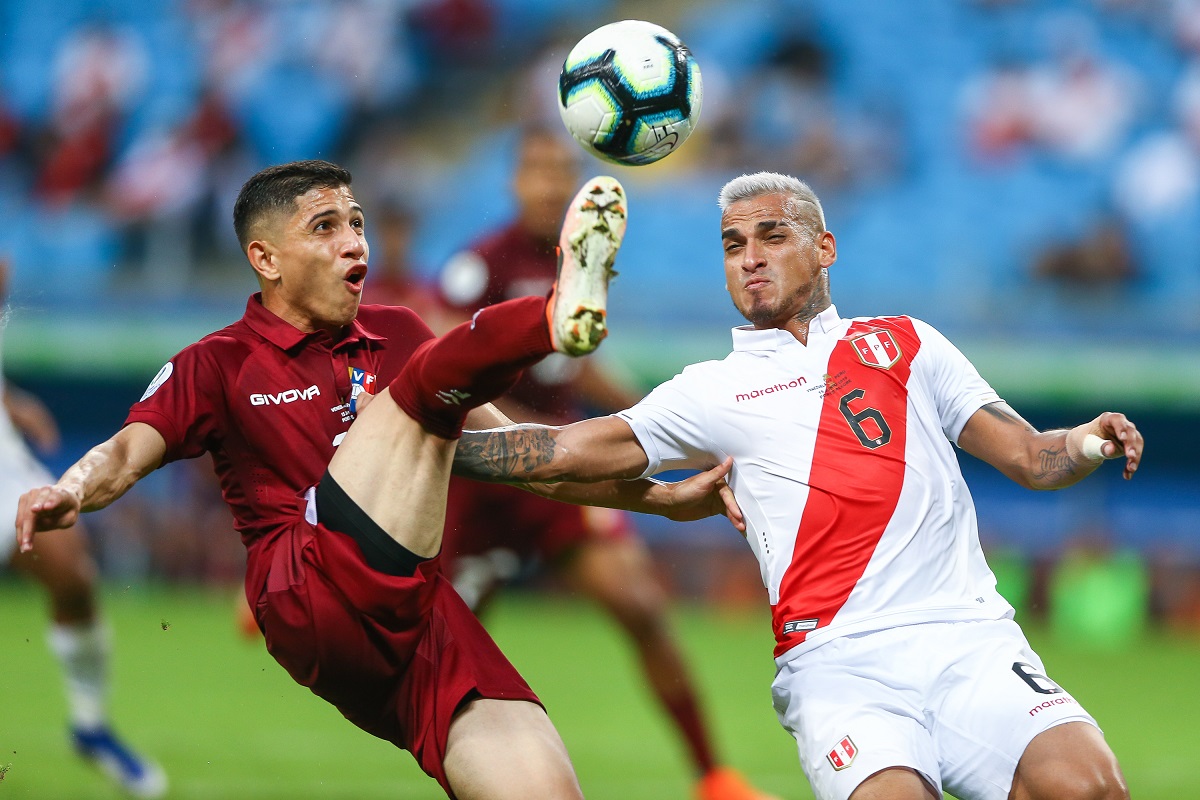 Venezolanos y peruanos empataron sin goles en la Copa América 2019.
