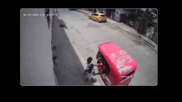VIDEO: Captan a hombre manoseando a niñas en Tabasco