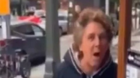 VIDEO: Mujer racista lanza picante a bebé de 5 meses: "Salgan del país", le gritó a la mamá y a sus hijitas