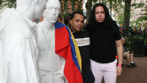 Yonatan Matheus y Wendel Oviedo fundaron la Red de Apoyo América Diversa en la Gran Manzana.