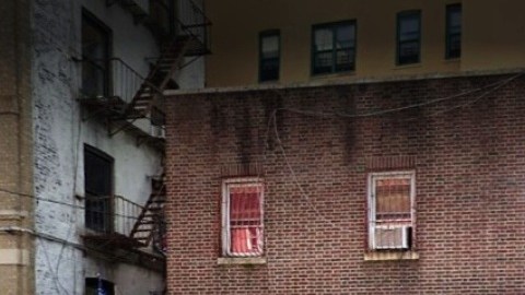 Escena del crimen: 482 East 184th St, El Bronx, NYC.