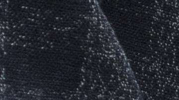 Muere anciana al interior de auto