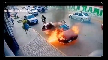 taxi incendiado en Oaxaca